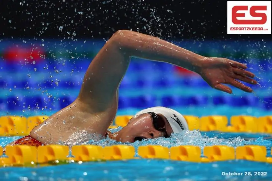 China’s Li Bingjie breaks quick course 400m freestyle world report