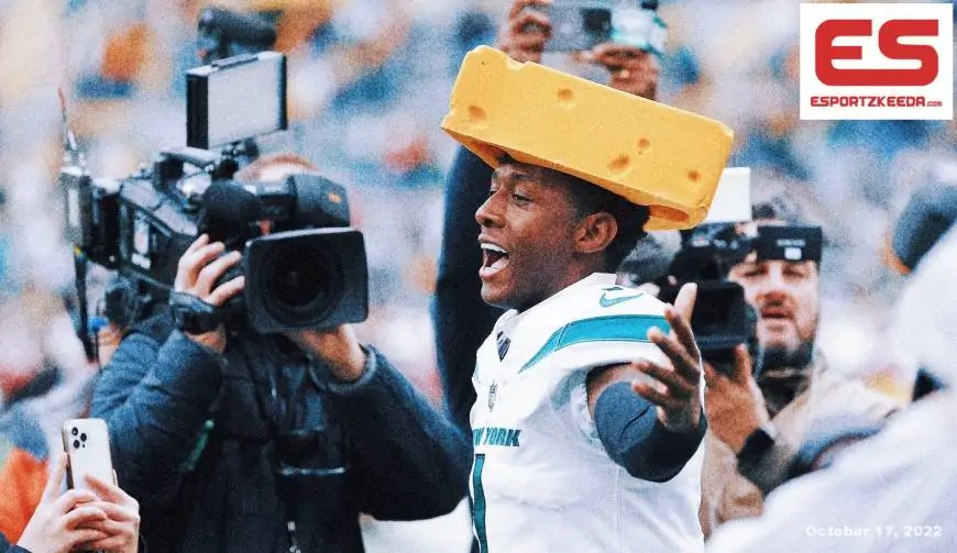 Sauce Gardner dons Cheesehead after Jets defeat Packers at Lambeau
