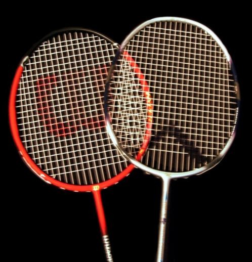 Heads_of_badminton_raquets