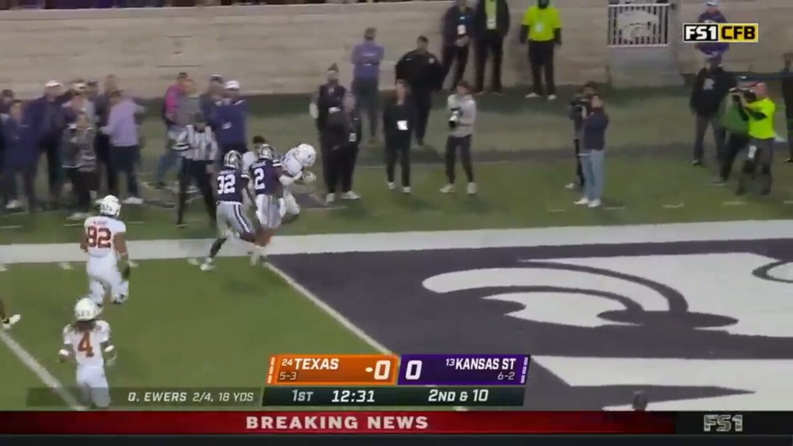 Bijan Robinson's 36-yard touchdown rush gets Texas on the board